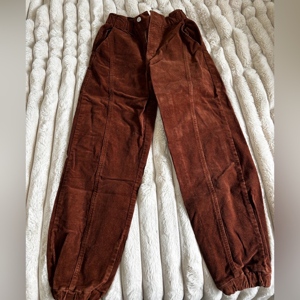 Forever 21  Brown Corduroy Pants size small